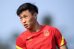 戴伟浚在国家队重现克鲁伊夫转身⚽️