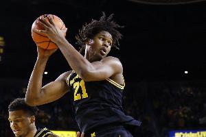 小莫雷兹·约翰逊：达斯蒂·梅能给独行侠带来稳定的执教作风