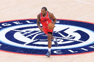 不太可能！名记：独行侠目前不被视为伦纳德的合理下家