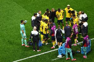 墨西哥vs厄瓜多尔照常补水，TA：FIFA公告已删除“不补水”的表述