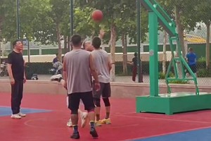 男人上了岁数，干啥都心酸！独家视频直播_男人上了岁数，干啥都心酸！高清无插件直播_免费男人上了岁数，干啥都心酸！在线看